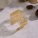 New geometric line woven bracelet, a niche and high-end stainless steel waterproof accessory - Image 2