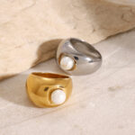 Vintage stainless steel exaggerated pearl ring with a high-end feel, titanium steel finger jewelry. - Image 2
